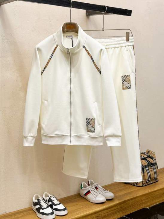 Picture of Burberry Sweater Suits _SKUBurberryM-3XLomtr36637398